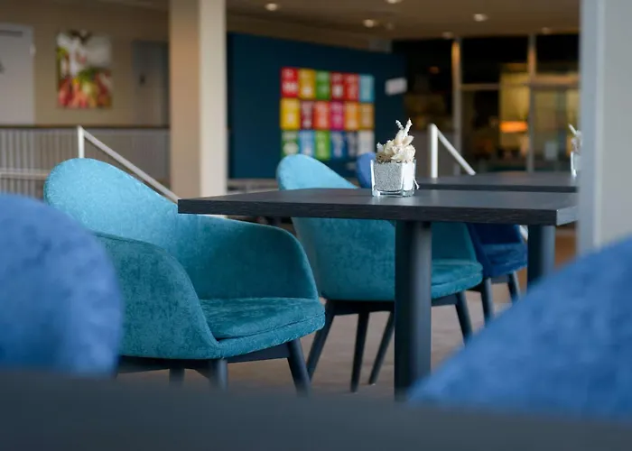 Atlantic Hotel Sail City